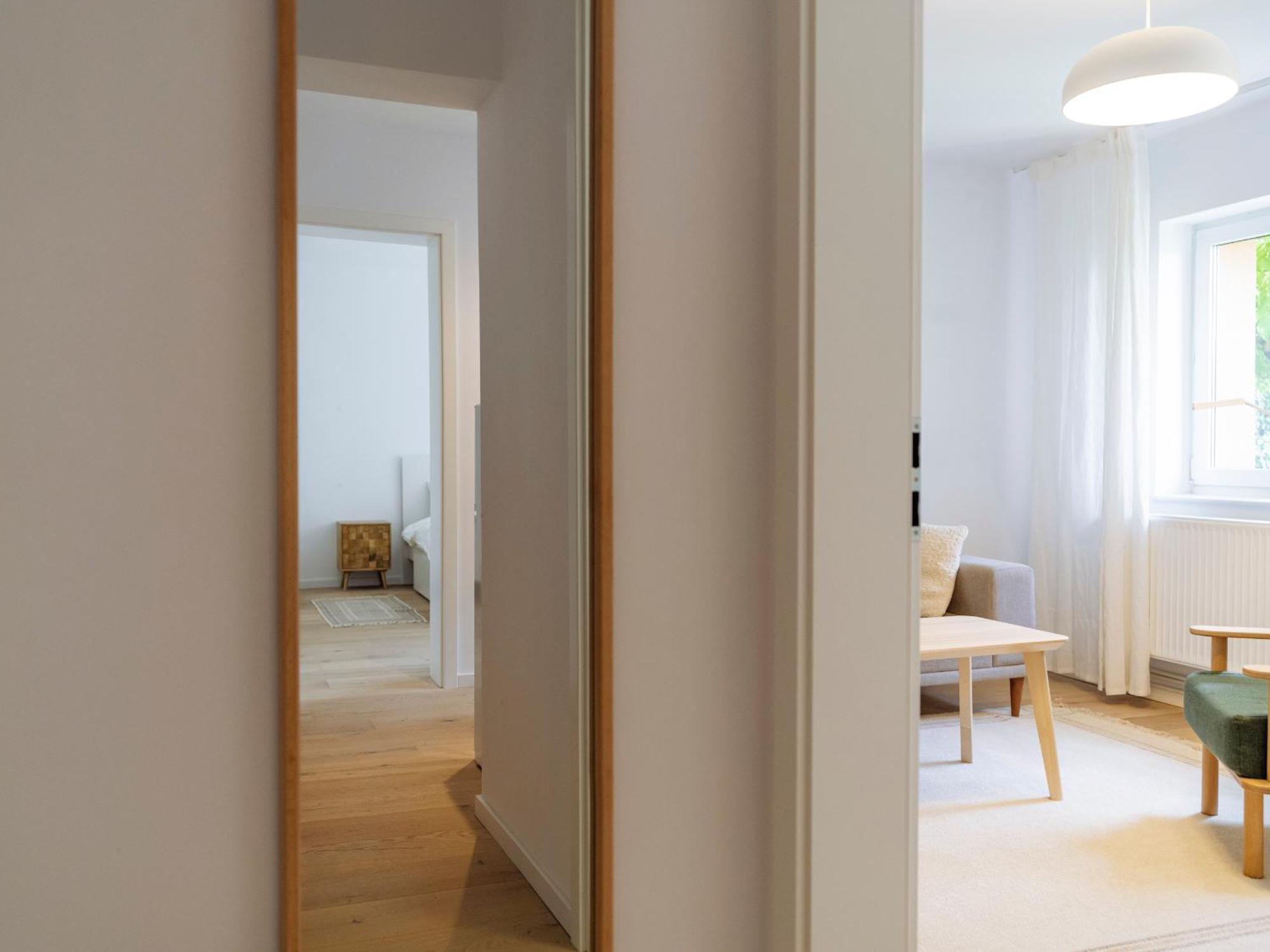 Cozy Central Apartment Near The Forest ブラショフ エクステリア 写真
